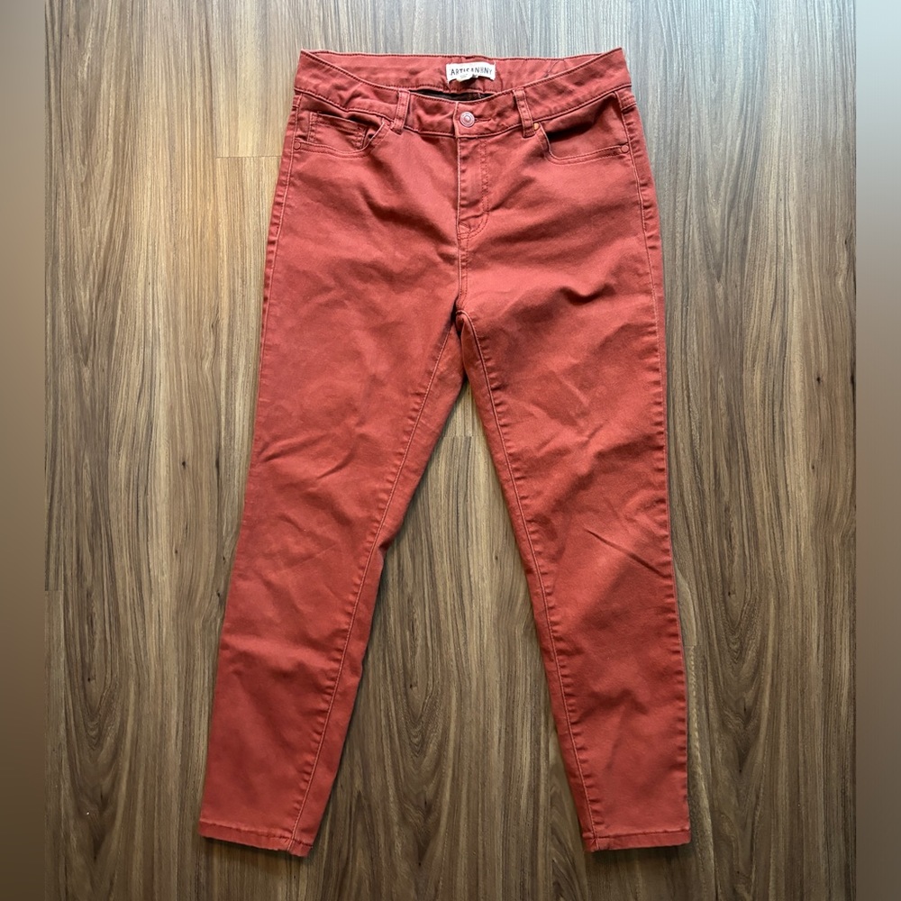 Artisan NY Rust Jeans Size 8
